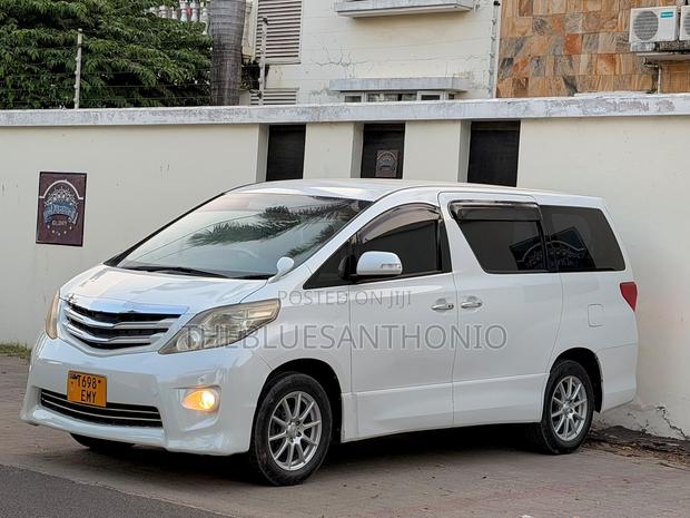 Toyota Alphard 2.4 Petrol AWD 2010 Pearl
