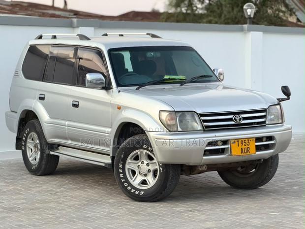Toyota Land Cruiser Prado 2006 Silver