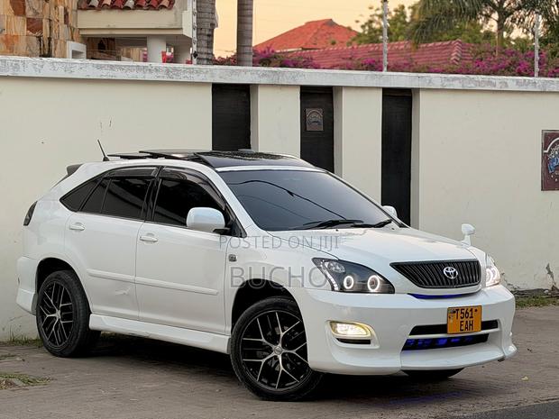 Toyota Harrier 2006 White
