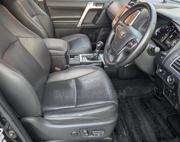Toyota Land Cruiser Prado 2.8 2019 Gray