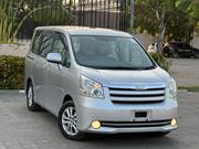 Toyota Noah 2.0 143hp AWD (7 Seater) 2009 Silver for sale