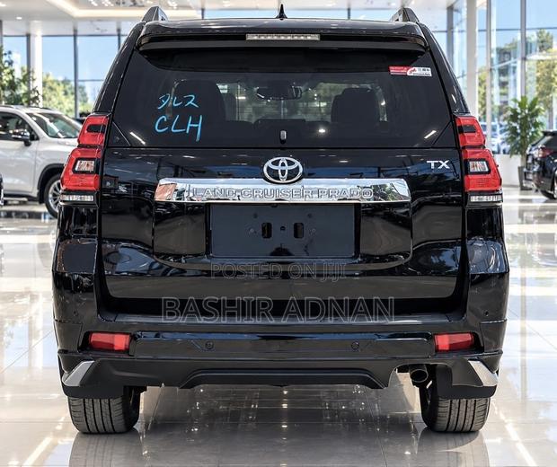 Toyota Land Cruiser Prado 2.8 2023 Black