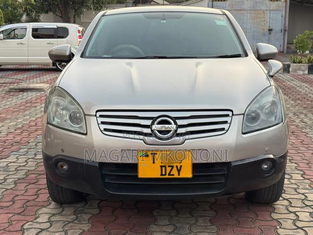 Nissan Dualis 2009 Brown