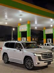 Toyota Land Cruiser LC300 2024 Off white for sale