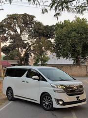 Toyota Vellfire 2.5 Z 2017 White for sale