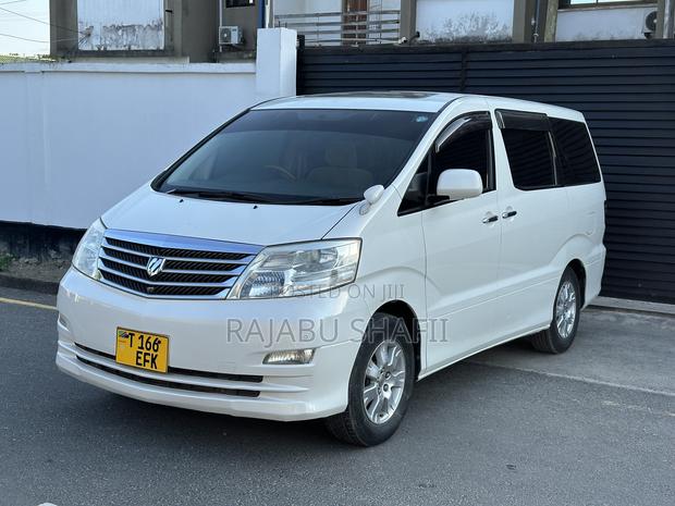 Toyota Alphard 2.4 Petrol FWD 2007 White