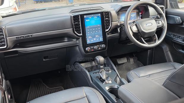 Ford Ranger Wildtrak 2023 Gray