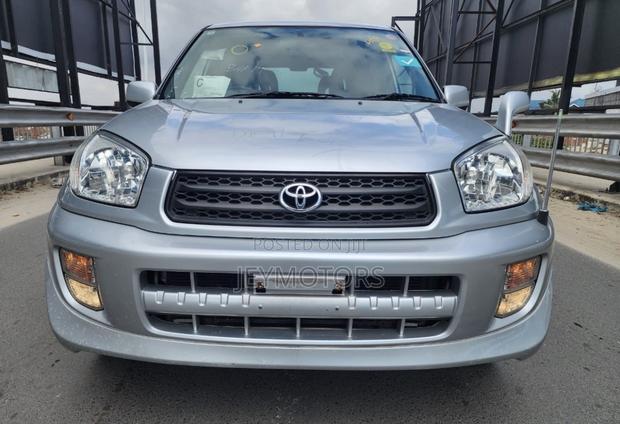 Toyota RAV4 2001 Silver
