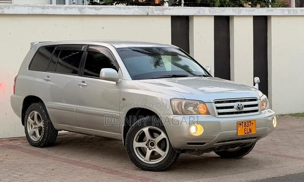 Toyota Kluger 2005 Silver