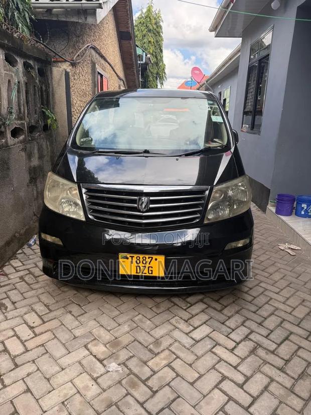Toyota Alphard 2005 Black