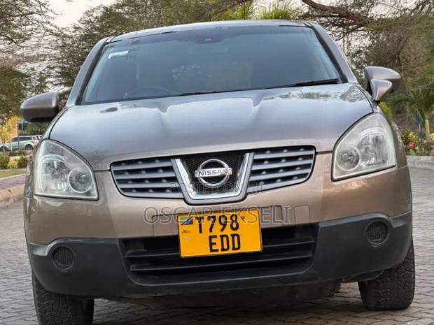 Nissan Dualis 2009 Beige