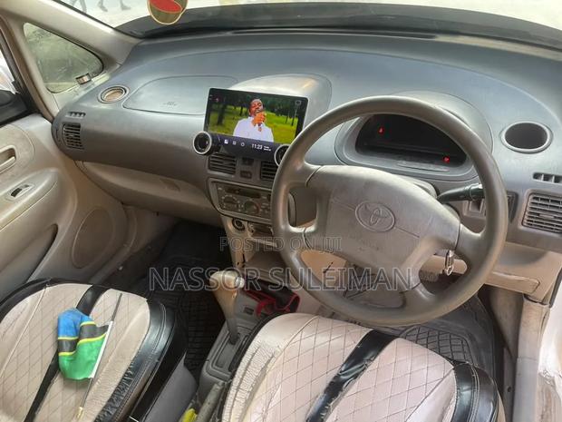 Toyota Corolla Spacio 2002 White