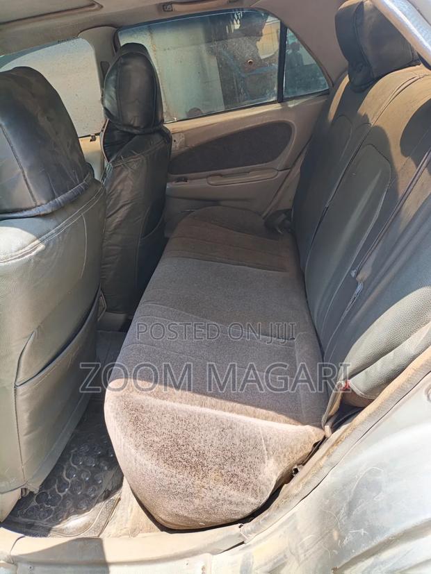 Toyota Corolla 2001 Silver
