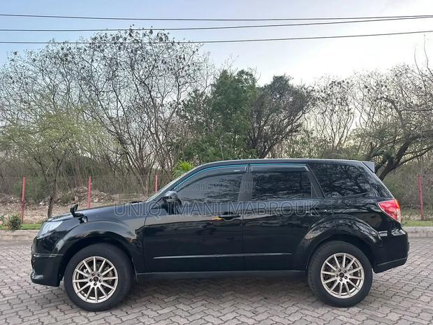 Subaru Forester 2011 Black