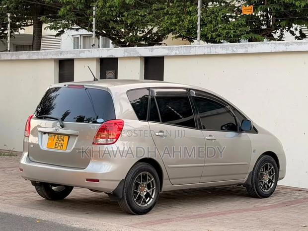 Toyota Corolla Spacio 2005 Silver