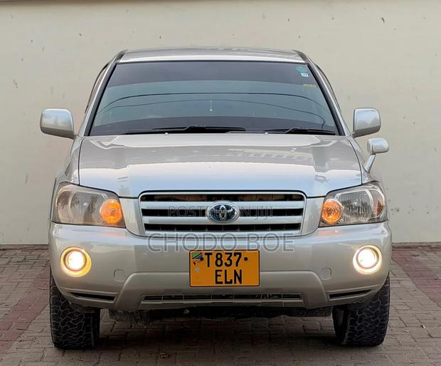 Toyota Kluger 2004 Silver