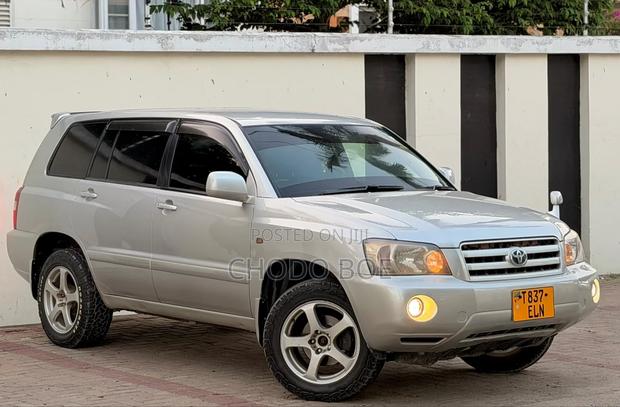 Toyota Kluger 2004 Silver