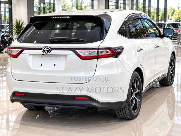 Toyota Harrier 2018 White