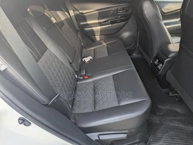Toyota Harrier 2018 White