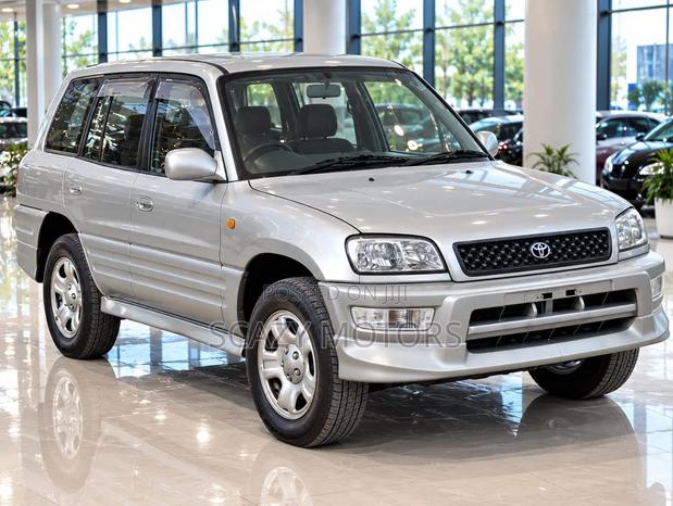 Toyota RAV4 1999 Silver