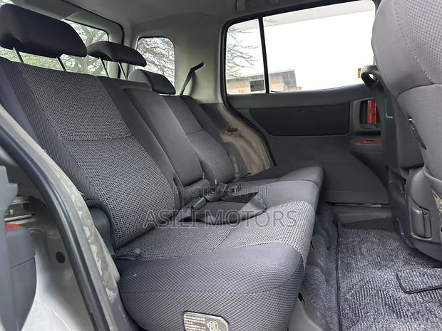 Toyota Raum 1.5 FWD 2006 Gray