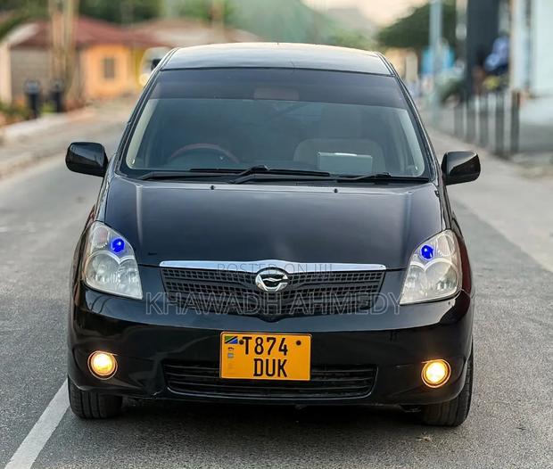 Toyota Corolla Spacio 2004 Black