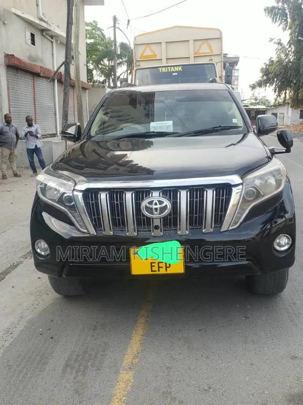 Toyota Land Cruiser Prado 2014 Black