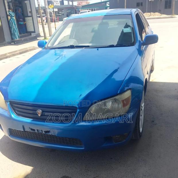 Toyota Altezza 2002 Blue