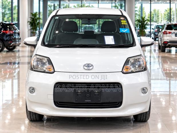 Toyota Porte 1.5 FWD 2013 White