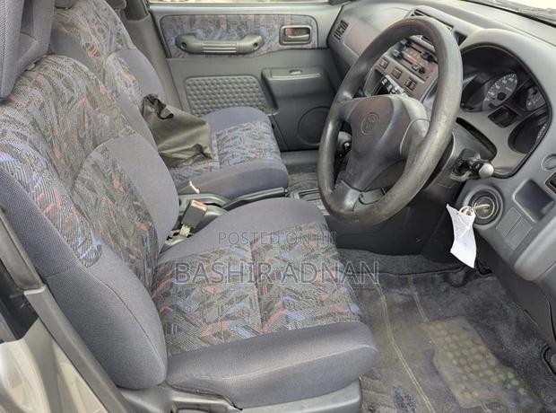 Toyota RAV4 Base FWD 1999 Silver