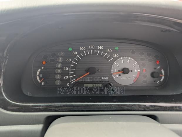 Toyota TownAce Noah 2000 White