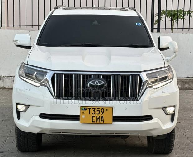 Toyota Land Cruiser Prado 2.8 2019 Pearl