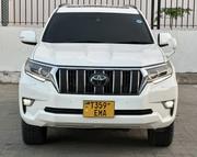 Toyota Land Cruiser Prado 2.8 2019 White for sale