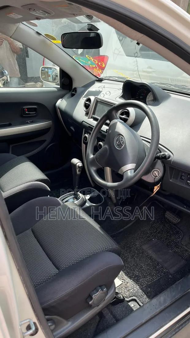 Toyota IST 2003 Pearl