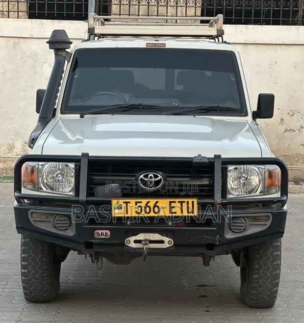 Toyota Land Cruiser 76 Series 2020 White