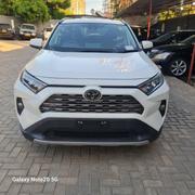 Toyota RAV4 2019 White for sale