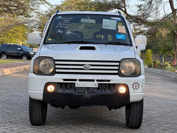 Suzuki Jimny 2002 White