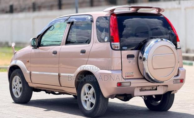 Toyota Cami 2003 Gold
