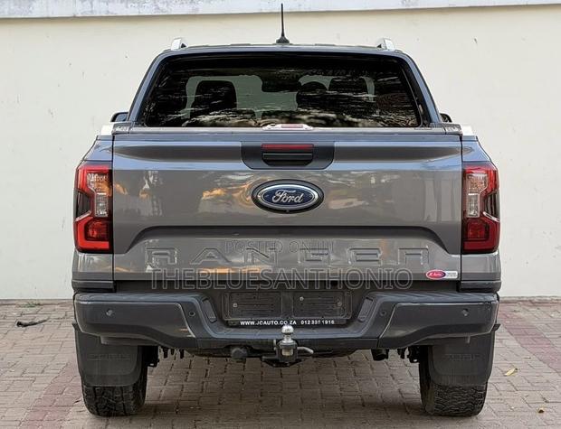 Ford Ranger Wildtrak 2023 Gray