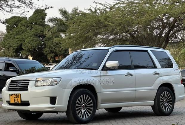 Subaru Forester 2006 White