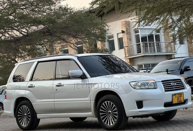 Subaru Forester 2006 White