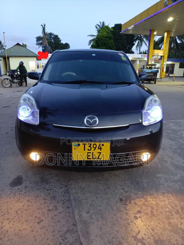 Mazda Verisa 2008 Maroon