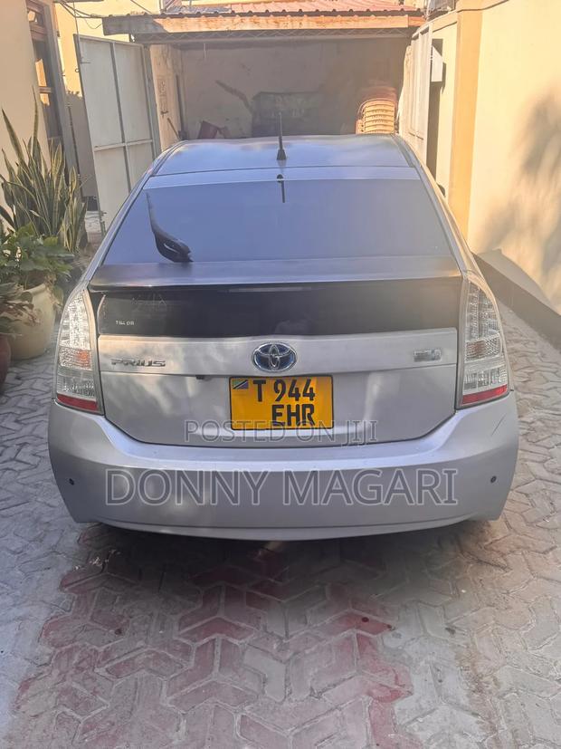 Toyota Prius 2010 Silver