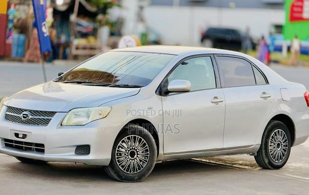 Toyota Axio 2006 Silver