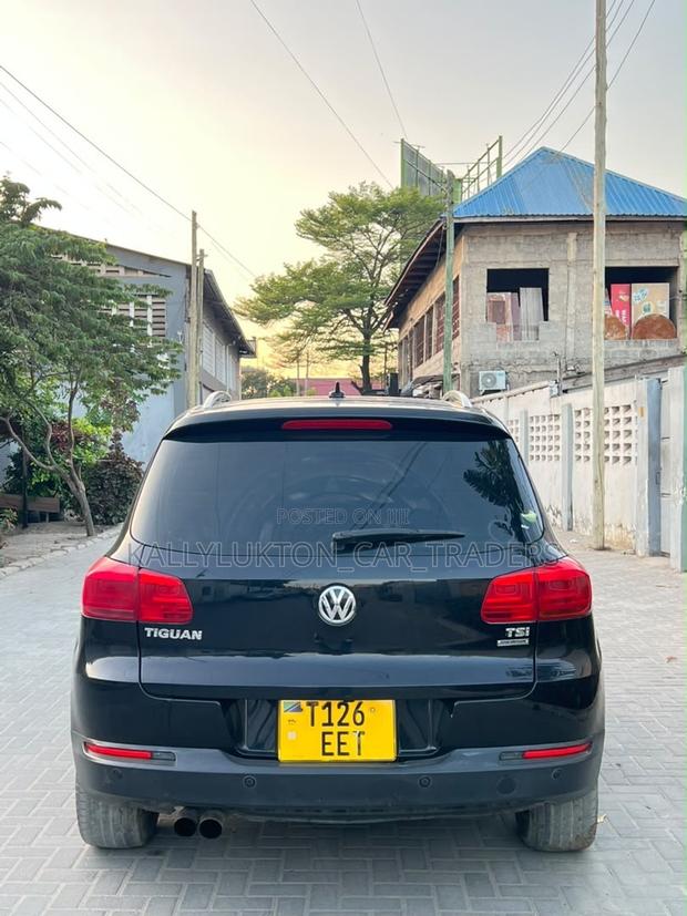 Volkswagen Tiguan 2014 Black