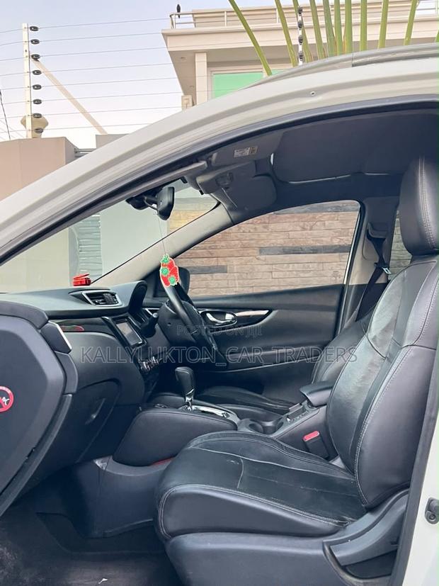 Nissan Qashqai 2017 White