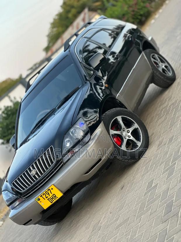 Toyota Harrier 2.2 16V 2003 Black