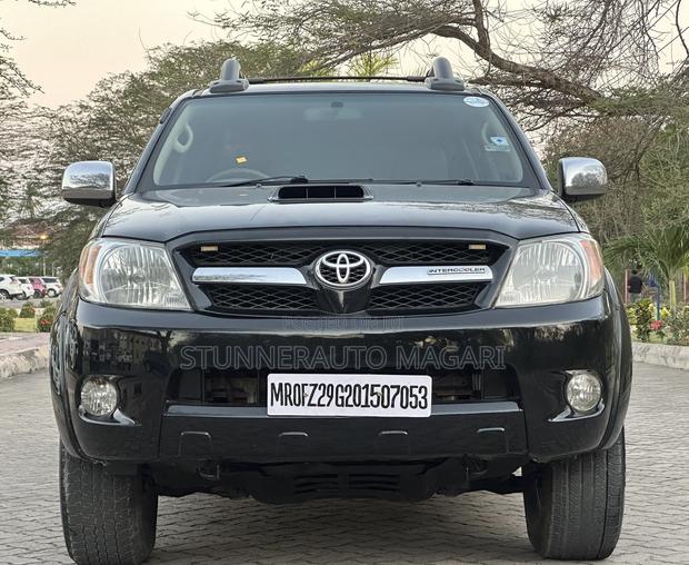 Toyota Hilux 2007 Black