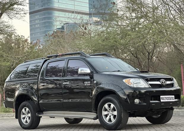 Toyota Hilux 2007 Black