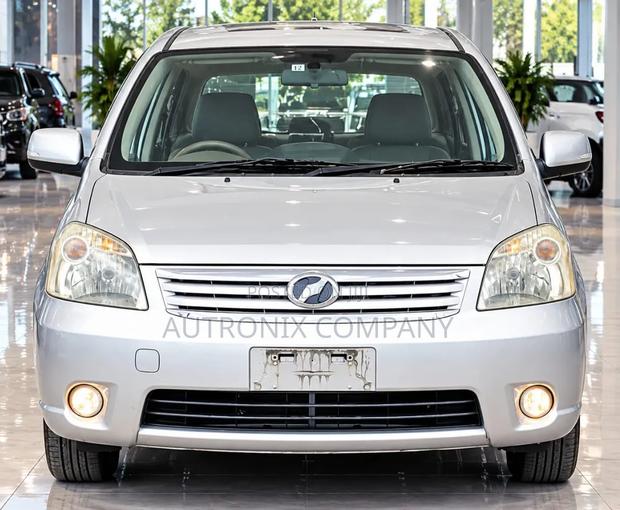 Toyota Raum 1.5 AWD 2007 Silver